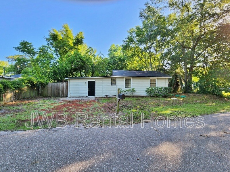 81 Magnolia Ave in Jacksonville, FL - Building Photo