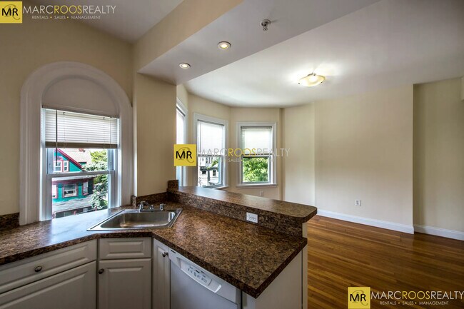 property at 41 Ashford St