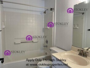 1410 Bel Air Dr in Concord, CA - Building Photo - Building Photo