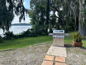 2816 SW 14th Dr in Gainesville, FL - Foto de edificio - Building Photo