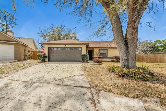 property at 4611 S Country Hills Ct