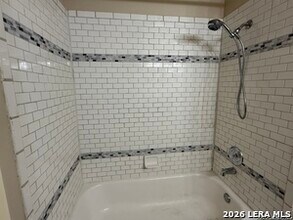 5926 Hidden Glade in San Antonio, TX - Building Photo - Building Photo