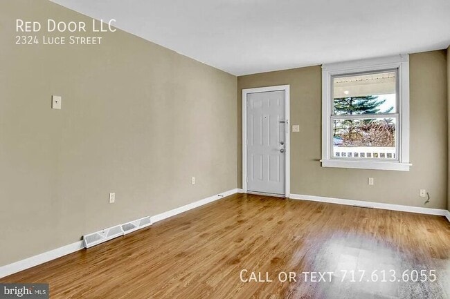 2324 Luce St in Harrisburg, PA - Building Photo - Building Photo