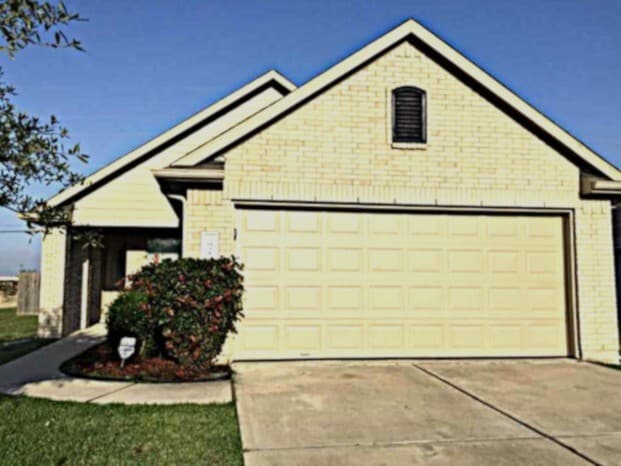 property at 5931 Brenwood Trails Ln
