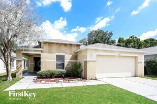 2610 Whitewood Rd in Mulberry, FL - Building Photo