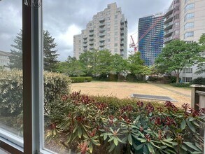 4990 McGeer St in Vancouver, BC - Building Photo - Building Photo