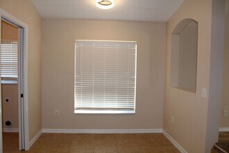 537 Coral Trace Blvd in Edgewater, FL - Building Photo - Building Photo