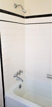 319 South Carolina Ave SE in Washington, DC - Building Photo - Building Photo