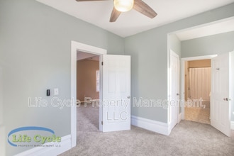 160 Carrier St NE in Grand Rapids, MI - Building Photo - Building Photo