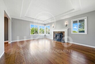 4159 Midvale Ave in Oakland, CA - Building Photo - Building Photo