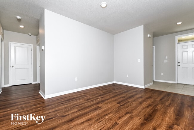 16848 Trite Bend St in Wimauma, FL - Building Photo - Building Photo