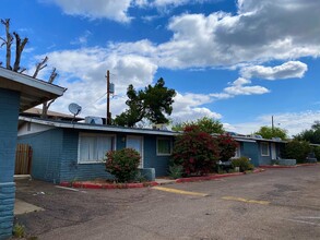 1229 N 35th St in Phoenix, AZ - Building Photo - Building Photo