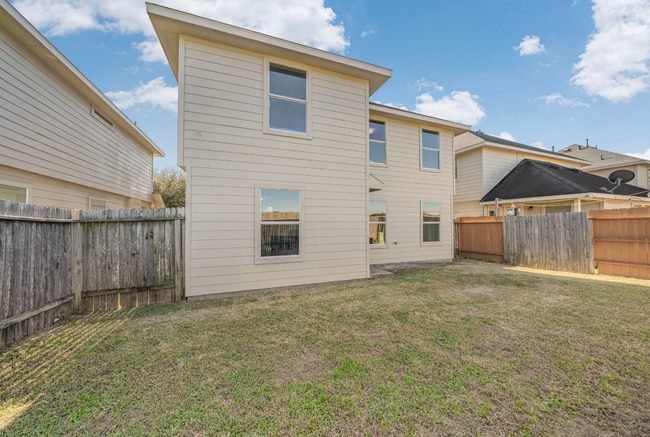 property at 8050 Tavenor Ln