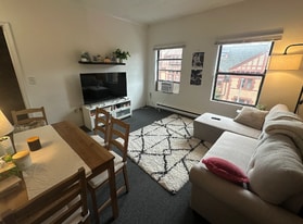 32 Fenway, Unit 5 in Boston, MA - Building Photo