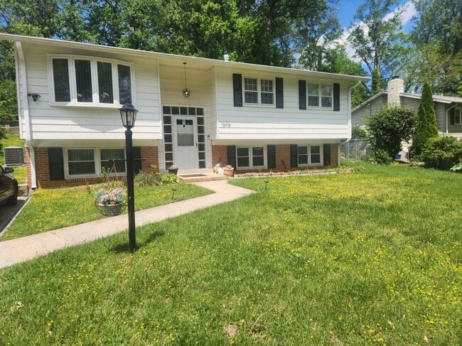 13416 Tamarack Rd in Silver Spring, MD - Building Photo - Building Photo