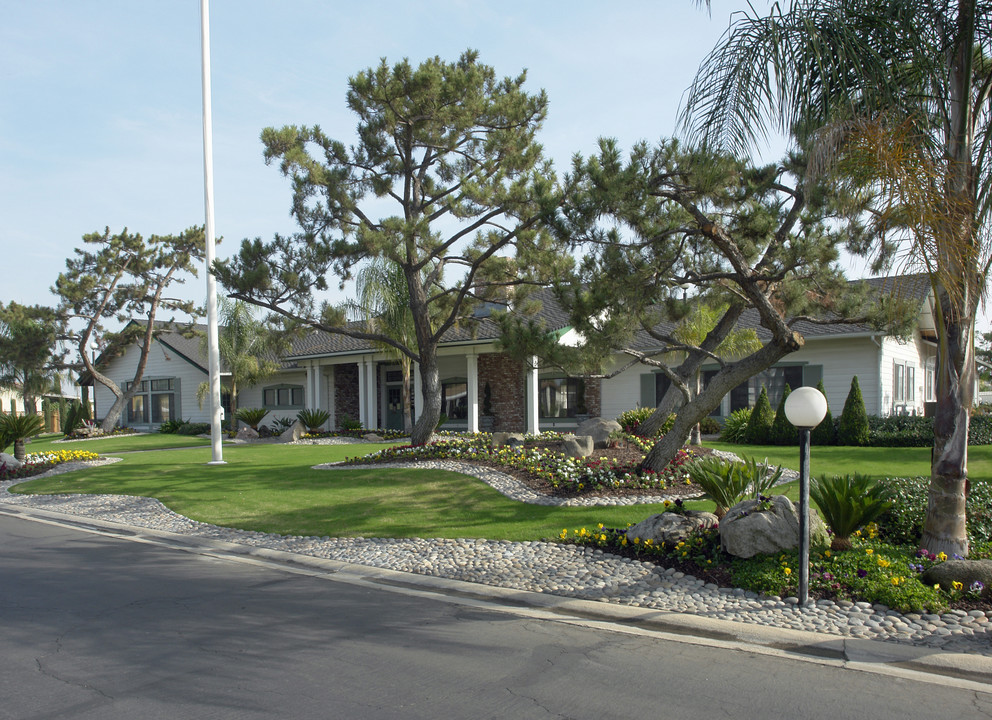 The Willows Mobile Home Park in Fresno, CA - Building Photo