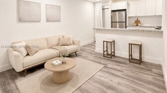 6445 NW 2nd Pl in Miami, FL - Building Photo