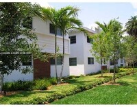 1560 Pennsylvania Ave, Unit 228 in Miami Beach, FL - Building Photo - Building Photo