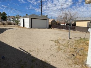 710 Nancy St in Barstow, CA - Building Photo - Building Photo