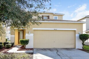 18832 Sunterra Dr in Land O Lakes, FL - Building Photo