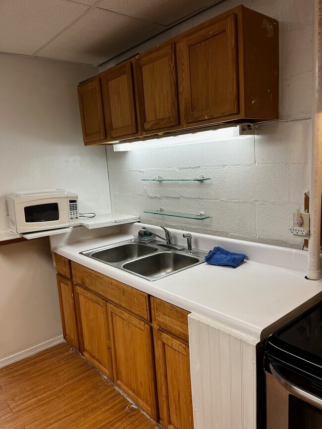 1669 Cool Spring Rd in Charlottesville, VA - Building Photo - Building Photo