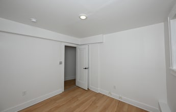1384 W 83rd St in Cleveland, OH - Building Photo - Building Photo