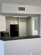 3405 NW 44th St in Oakland Park, FL - Building Photo - Building Photo