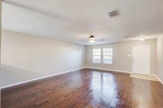 6008 English Saddle Ln in Denton, TX - Building Photo - Building Photo