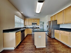 1440 Cantwell Ct in High Point, NC - Building Photo - Building Photo