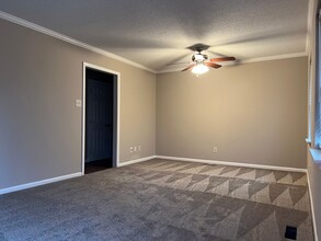 6521 Corsica Dr in North Little Rock, AR - Building Photo - Building Photo