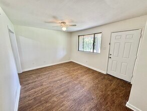 2235 Charjean Rd in Memphis, TN - Building Photo - Building Photo