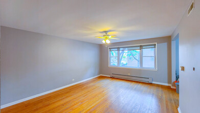 2657 W Carmen Ave, Unit 6 in Chicago, IL - Building Photo - Building Photo