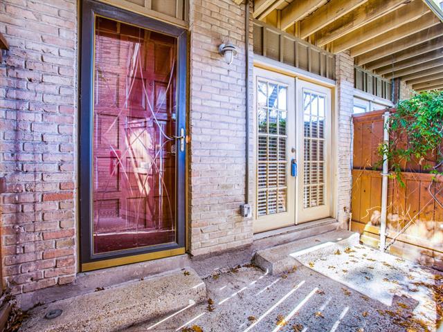 5916 Birchbrook Dr in Dallas, TX - Building Photo - Building Photo