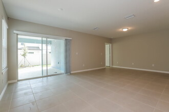 2262 Shasta St, Unit 1 in Lakeland, FL - Building Photo - Building Photo