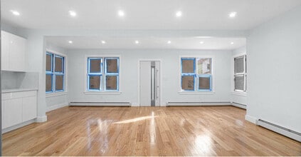 158-29-15875 75th Ave in Queens, NY - Building Photo - Building Photo