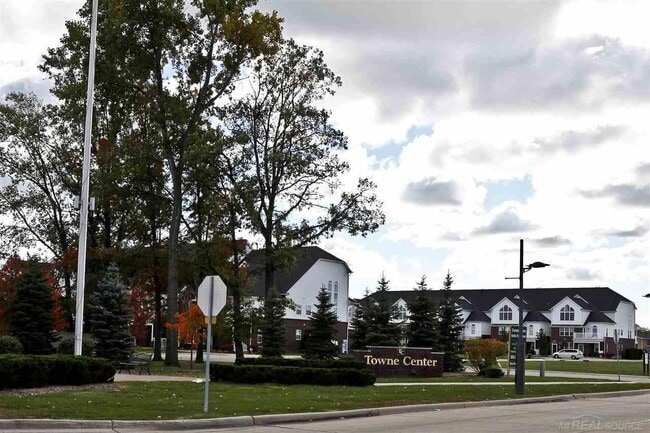 property at 8459 Towne Center Cir