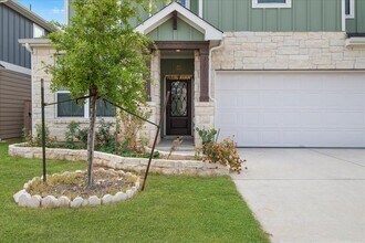 240 Inlet Ln in Leander, TX - Building Photo - Building Photo