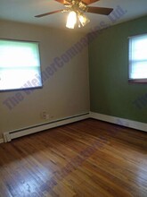 1612 E Fairlawn Dr in Urbana, IL - Building Photo - Building Photo