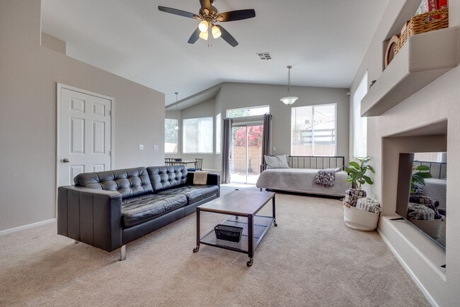 9588 Ensworth St in Las Vegas, NV - Building Photo - Building Photo