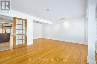 888 Charleswood Ave in Ottawa, ON - Building Photo - Building Photo