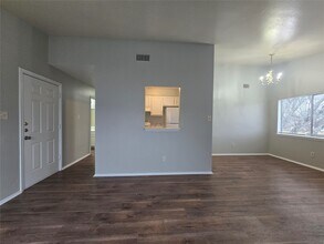 394 Duroux Rd in La Marque, TX - Building Photo - Building Photo