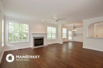 2825 Chip Shot Dr, Unit 0932 in Matthews, NC - Foto de edificio - Building Photo