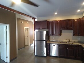 372 Old County Rd, Unit #2 in Hampden, ME - Building Photo - Building Photo