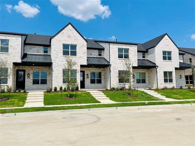 property at 1236 Arkansas Spgs St
