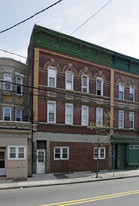 690 Summit Ave in Jersey City, NJ - Building Photo
