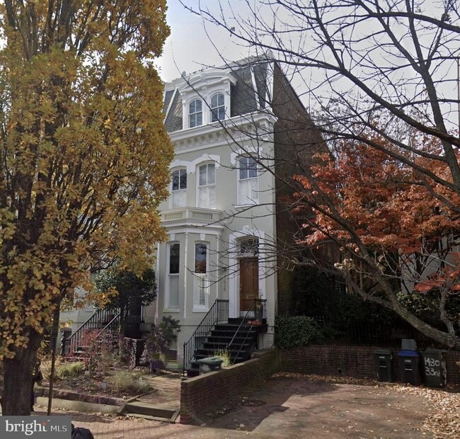 property at 1426 33rd St NW