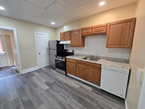 406 Pawnee St in Bethlehem, PA - Building Photo - Building Photo