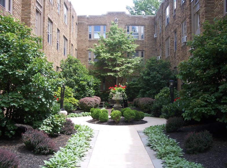 Highland Court in Philadelphia, PA - Foto de edificio