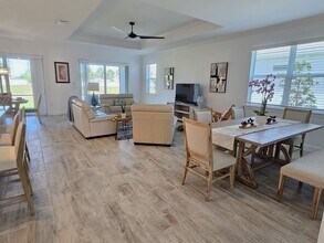 17925 Nadine Pl in Nokomis, FL - Building Photo - Building Photo