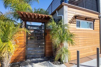 Gorgeous property! Cute Units! in San Diego, CA - Building Photo - Building Photo